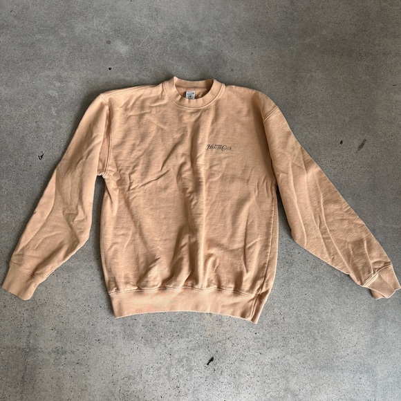 Sporty and rich health club sweatshirt - Picture 3 of 8